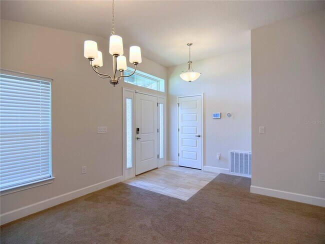 Foto del edificio - 4549 SE 25th Loop