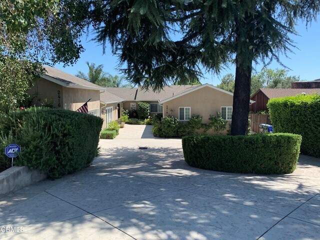 Primary Photo - 2416 Laughlin Ave