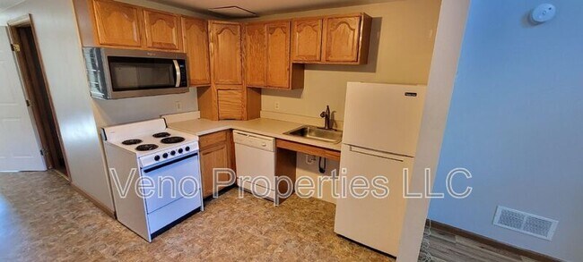 Foto del edificio - 12 Gas Plant Rd