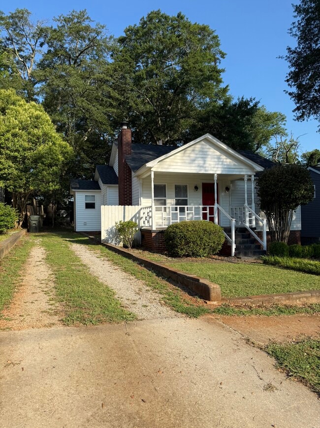 Building Photo - 16 Underwood Ave