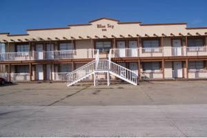 Primary Photo - 108 E Pike Blvd