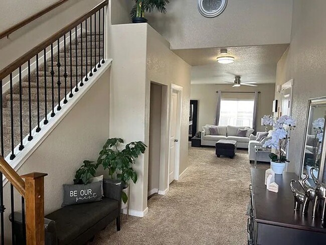 Foto del edificio - 7691 Barraport Dr