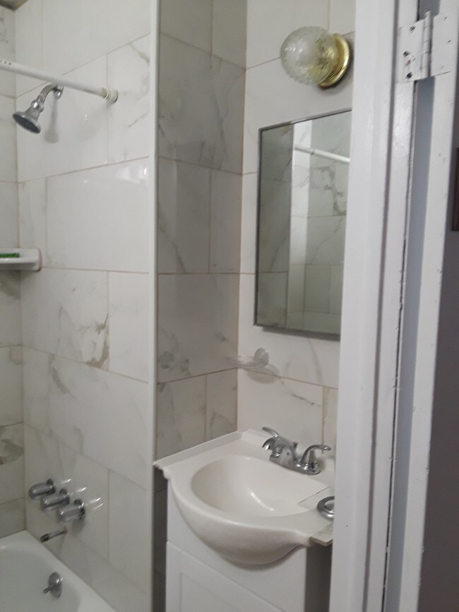 Foto del edificio - 1713 S 8th St