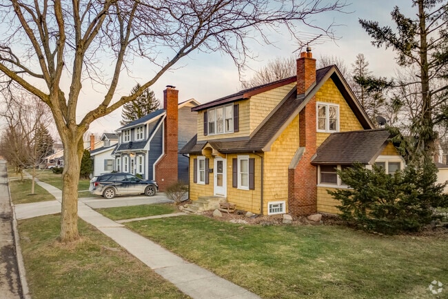 Homes neatly line the streets of South Lyon.