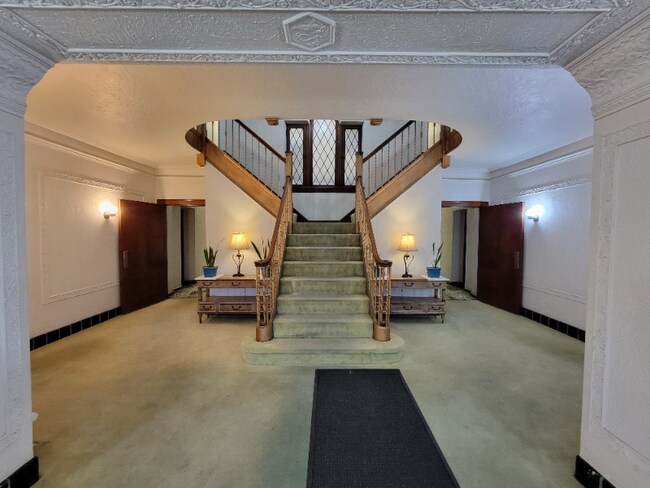 Foto del edificio - 3214 Berkshire Rd