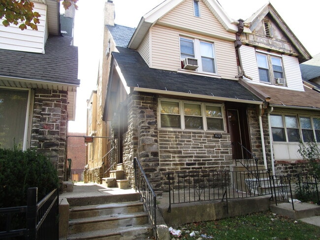 Photo - 422 E Roosevelt Blvd Apartment