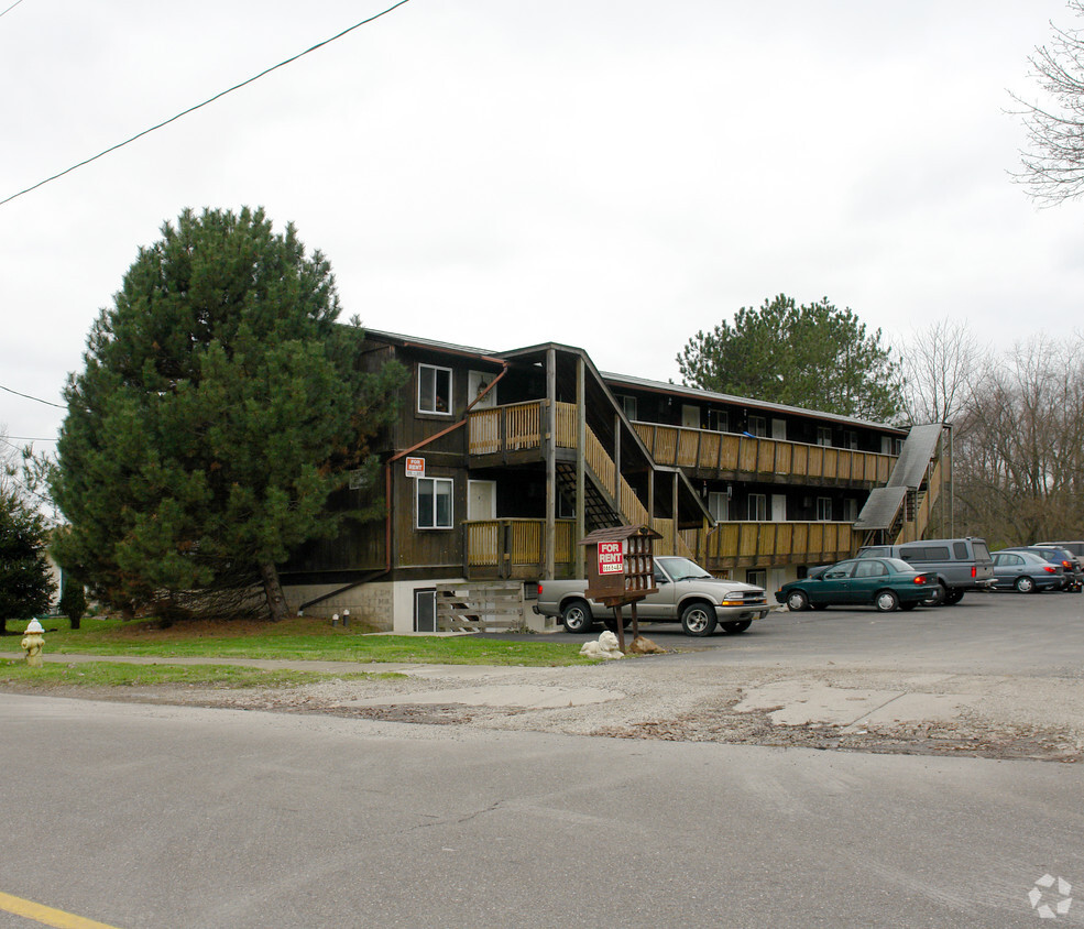Primary Photo - 480 Massillon Rd