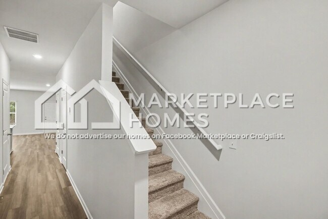 Building Photo - 280 Oakwood Dr NW