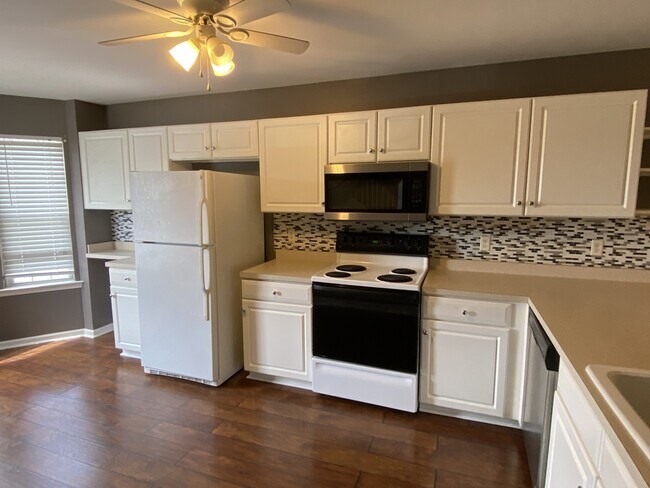 Foto del edificio - 105 Bonnybrook Rd