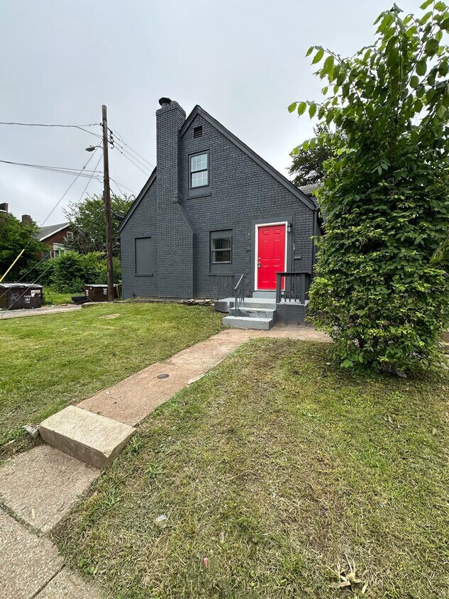 Foto principal - 5088 Queens Ave