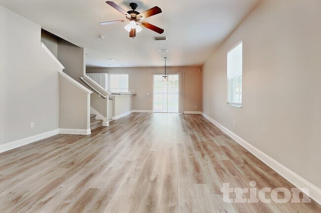 Building Photo - 9247 Wellstone Dr