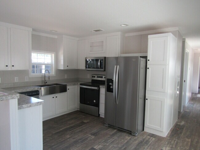 Foto del edificio - 200 Oak Harbor Camp