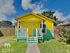 Building Photo - 2519 Goliad St