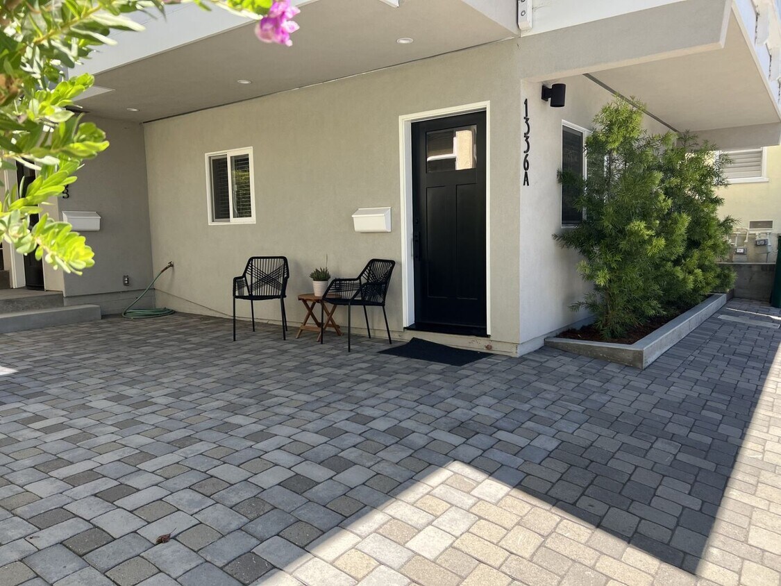 Foto principal - Carmel - 1336A Carmel St. San Luis Obispo,...