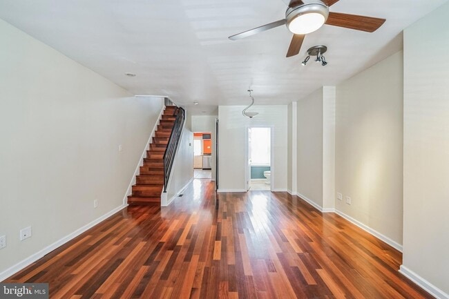 Building Photo - 126 Ripka St