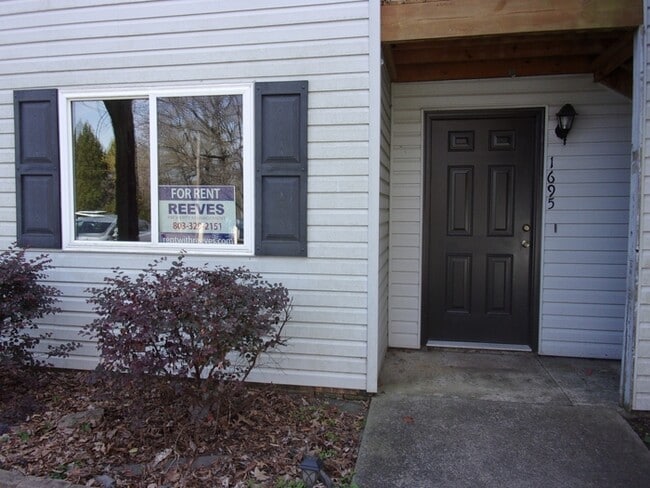 Foto del edificio - 2 Bedroom 1 Bath Ground Floor Condo in Hunters Trail