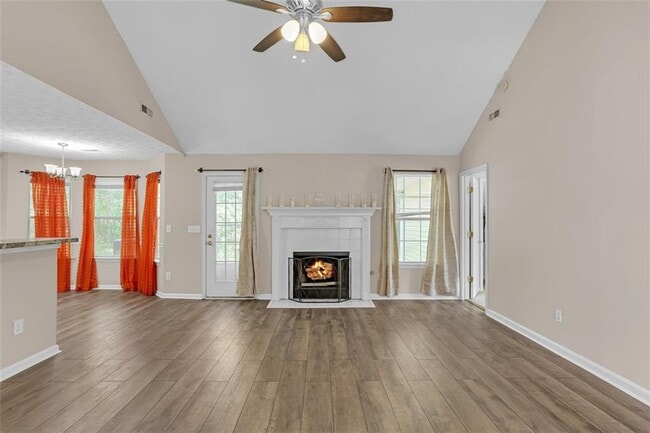 Foto del edificio - 1315 Sweetwater Ct