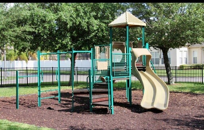 Foto del edificio - 2784 Whisper Lakes Club Cir