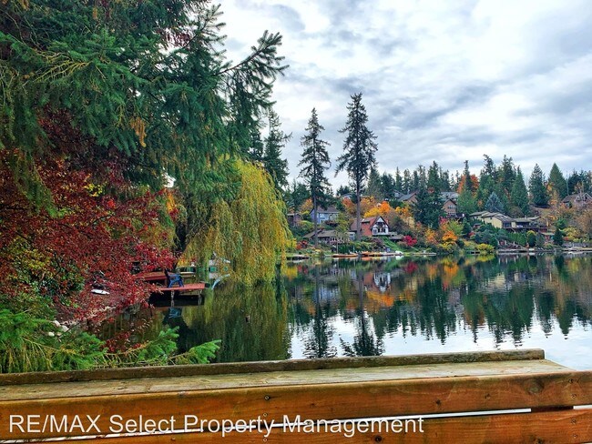 Foto del edificio - 25603 E Lake Wilderness Dr SE