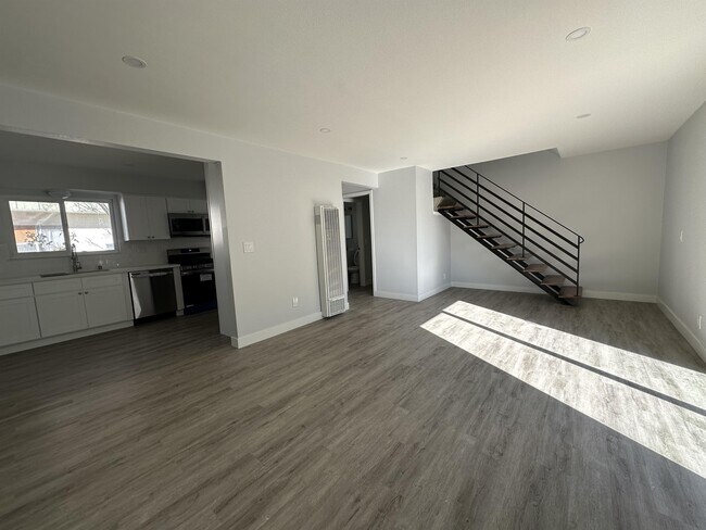 Foto del edificio - 3041 Fillmore Way