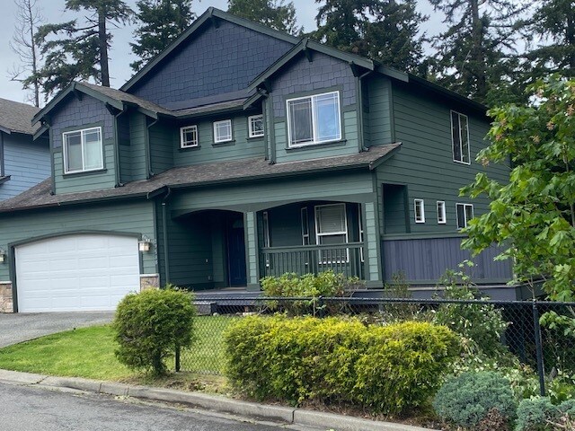 Corner lot on greenbelt - 29588 63rd Ct S