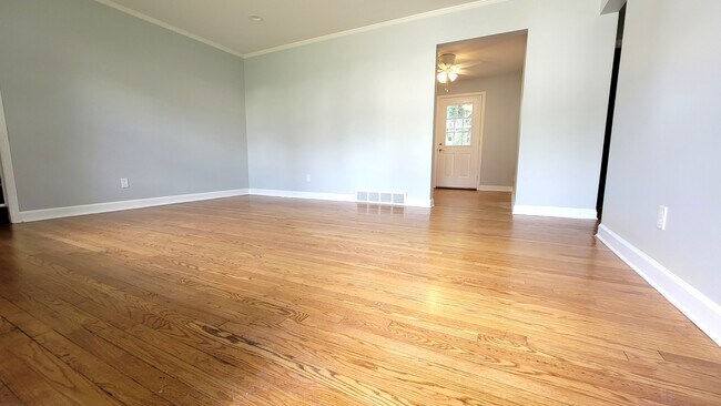 Foto del edificio - 2418 E Gate Pkwy