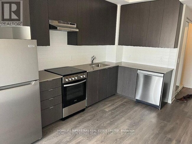 Photo du bâtiment - 58 Sky Harbour Dr