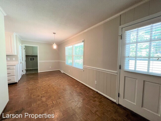 Foto del edificio - 4 br, 2 bath House - 928 Brentwood Drive