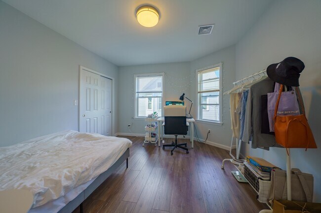 Foto del edificio - 24 Fiske St