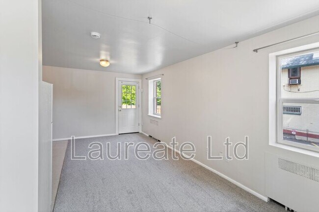Foto del edificio - 1432 N Gaylord St