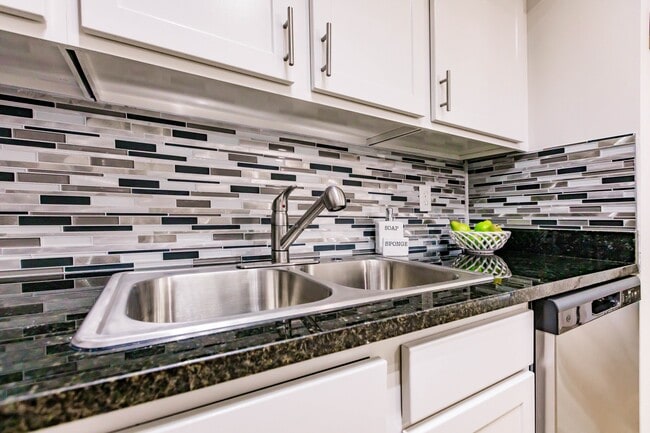 Interior Photo - Aviah Flagler Village