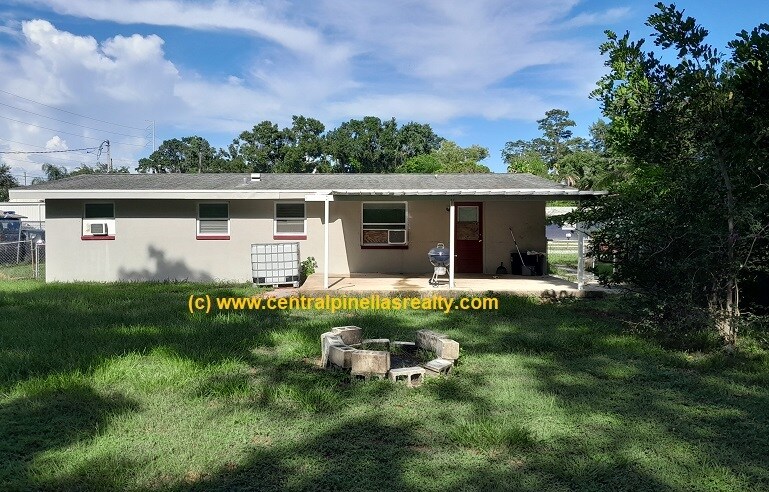 Foto del edificio - 1374 Lady Marion Ln