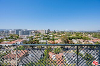 Building Photo - 10787 Wilshire Blvd