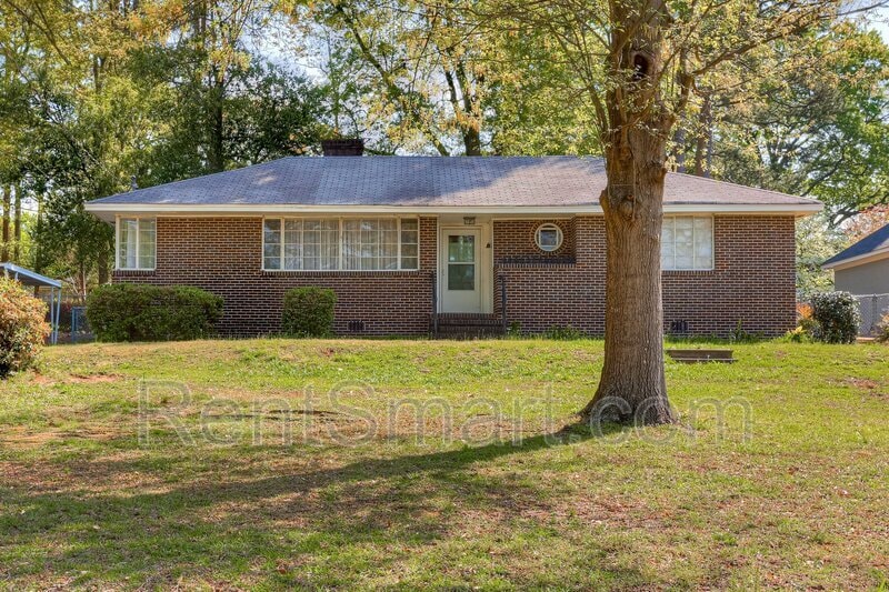 Primary Photo - 1213 Lake Ave