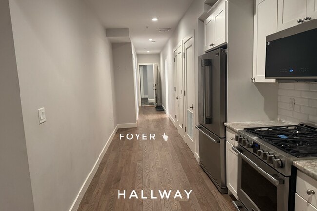 Foto del edificio - 9 Independence Ave