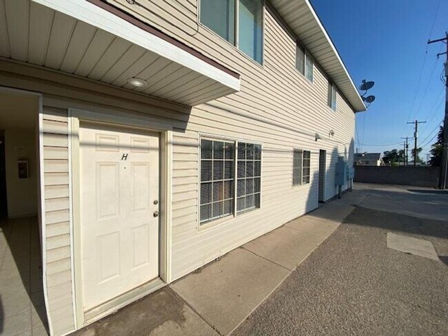 Foto del edificio - Move-In Discount!! 2 bedroom, 2 bathroom apartment