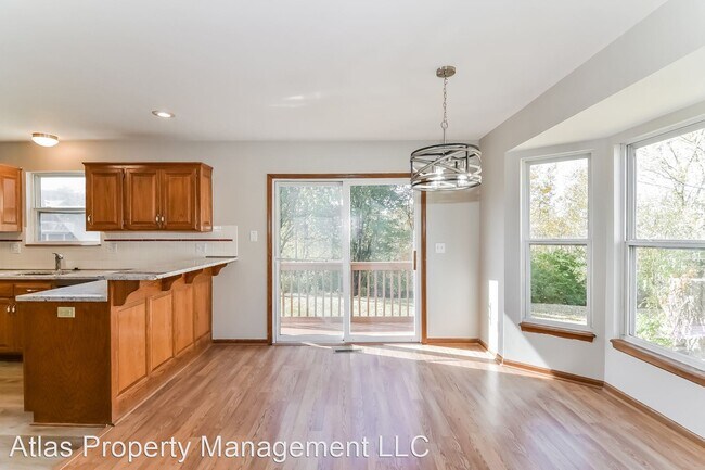 Building Photo - 3 br, 2.5 bath House - 126 Apple Valley Pkwy