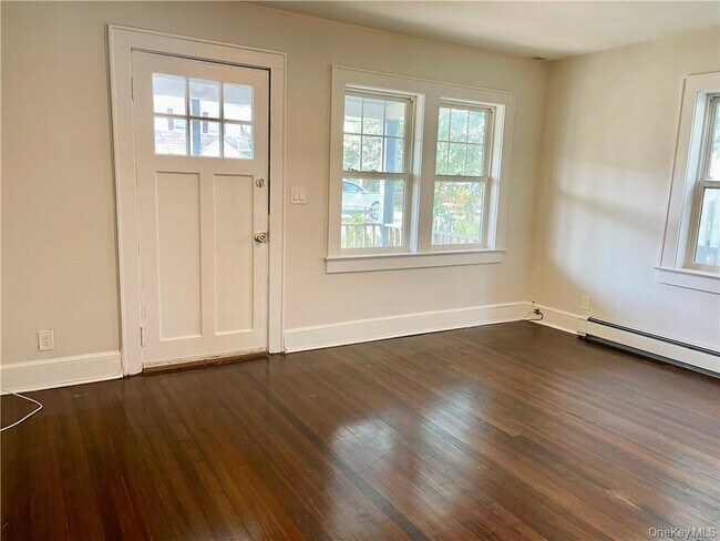 Foto del edificio - 227-229-229 S Ridge St