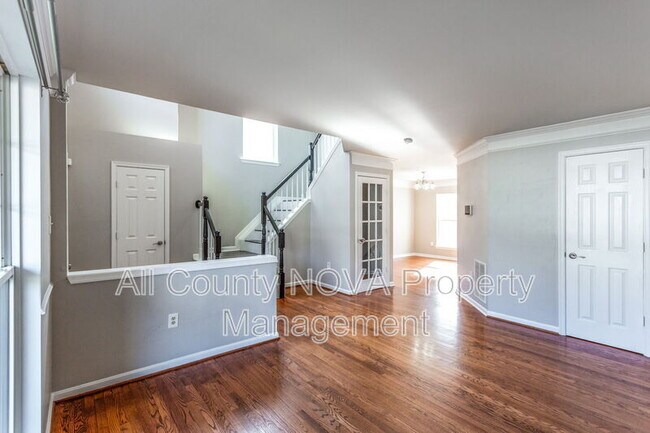 Foto del edificio - 3835 Saxton Ct