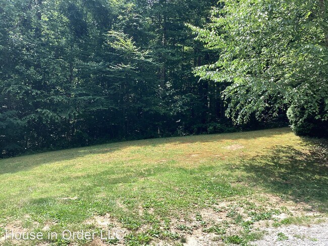 Foto del edificio - 3 br, 2 bath House - 159 Cedar Creek Rd