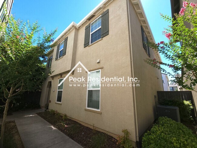 Foto del edificio - 3 br, 2.5 bath House - 9030 Crescenda Lane