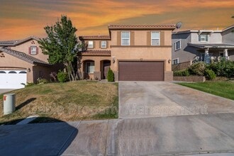 Building Photo - 37400 Queen Anne Pl