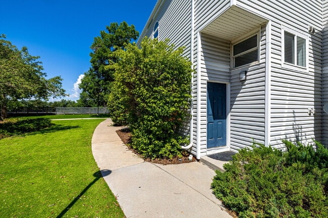 Updated and Stylish 1BDR/1BTH in the Eleve... - Updated and Stylish 1BDR/1BTH in the Eleve... Apartment