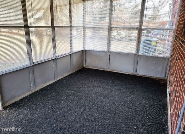 Foto del edificio - 4 br, 1 bath House - 1658 N. Bluff