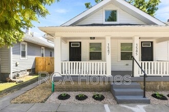 Building Photo - 1547 E Legrande Ave