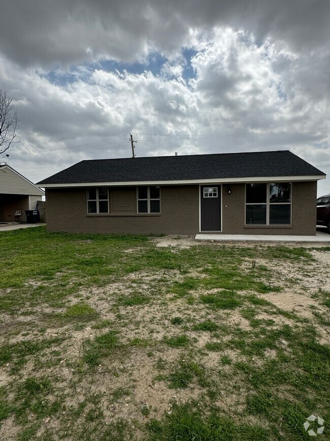 Building Photo - 1117 Mulberry Dr