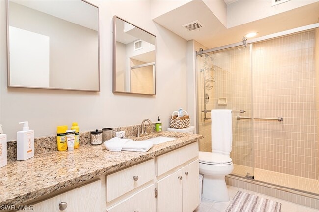 Building Photo - 3113 Riviera Dr