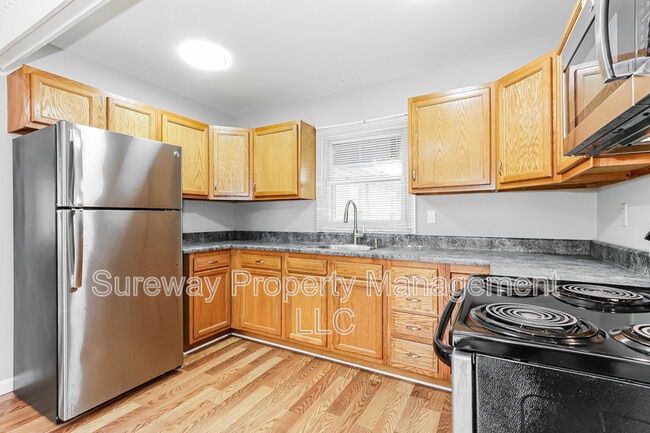 Building Photo - 40 Madestone Ln