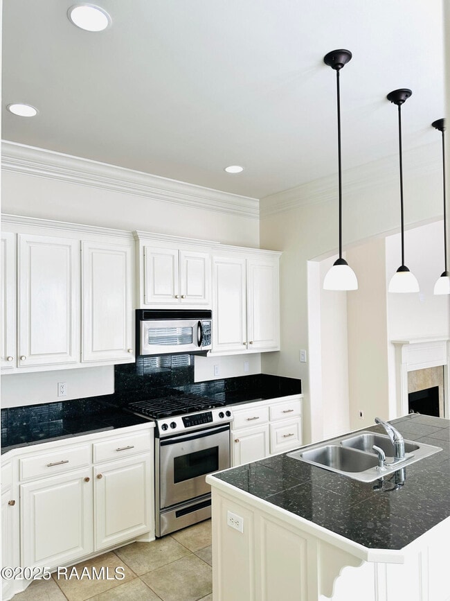 Foto del edificio - 108 Laguna Ln