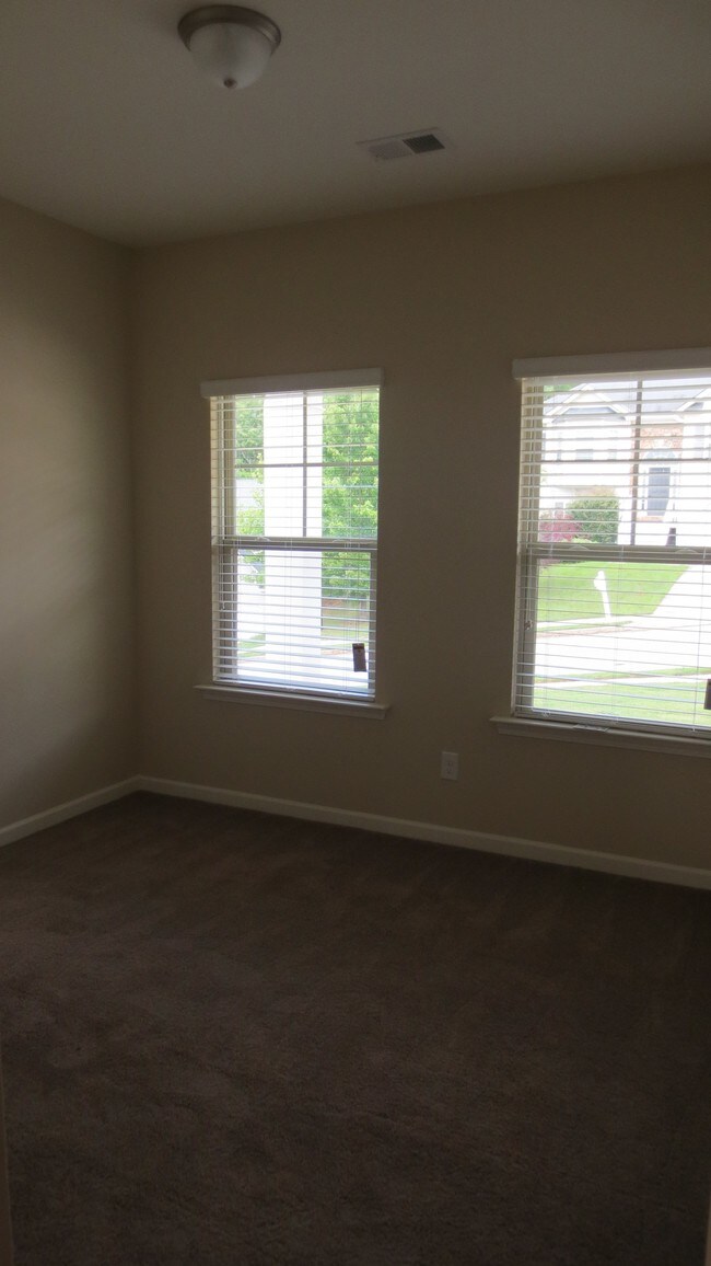 3275 Anneewakee Falls Pky, Douglasville, GA 30135 House Rental in